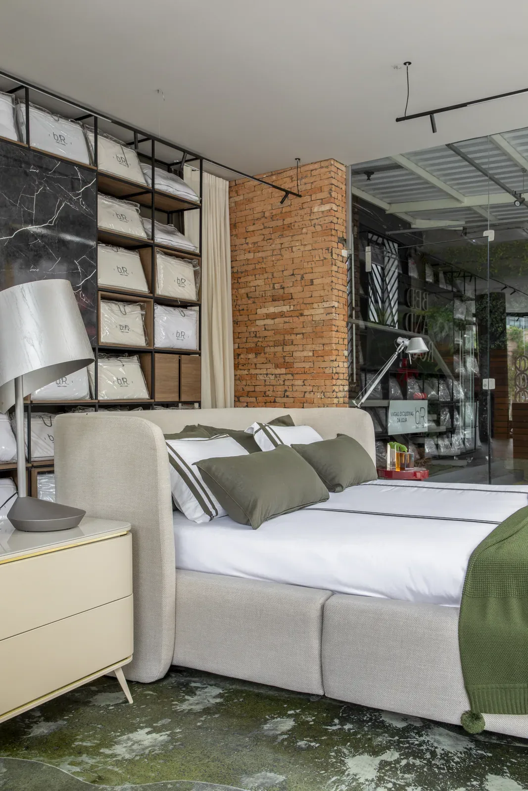 Rogério Perez — Jardim Urbano — Mostra Bed and Room 2024